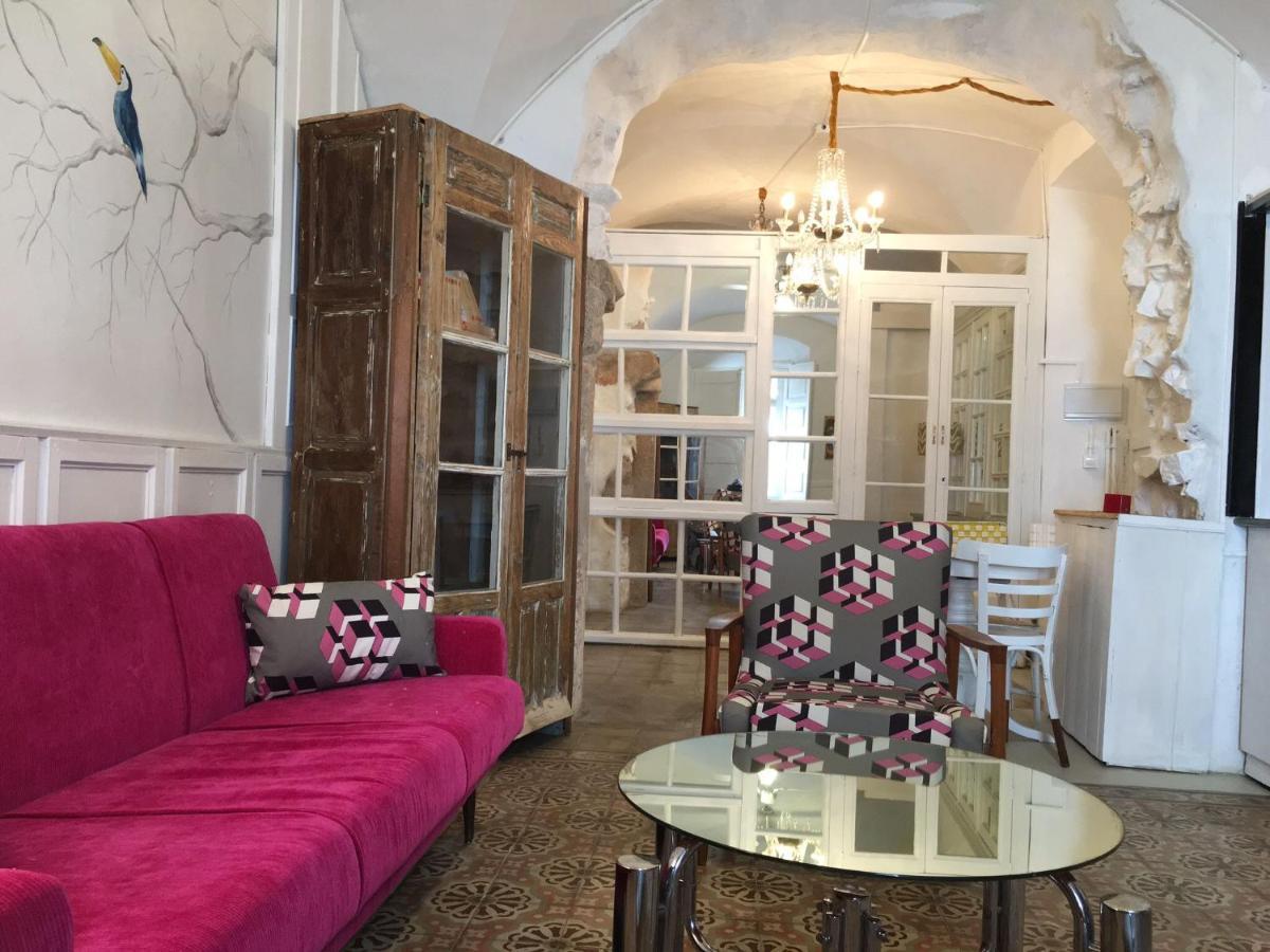 Apartamentos Tukasa Vintage Caces Zewnętrze zdjęcie