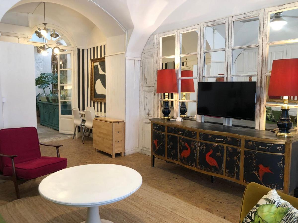 Apartamentos Tukasa Vintage Caces Zewnętrze zdjęcie